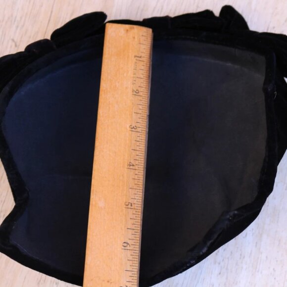 Womens 1920 Vintage Style Velvet Beret Hat Chic Cap - Picture 11 of 14